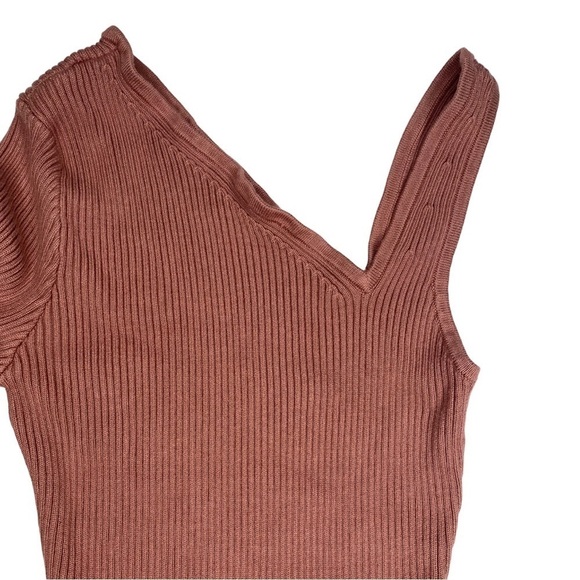 Abercrombie and Fitch Asymmetrical Dusty Rose Mauve Knit Bodysuit Sz Sm - Picture 3 of 6